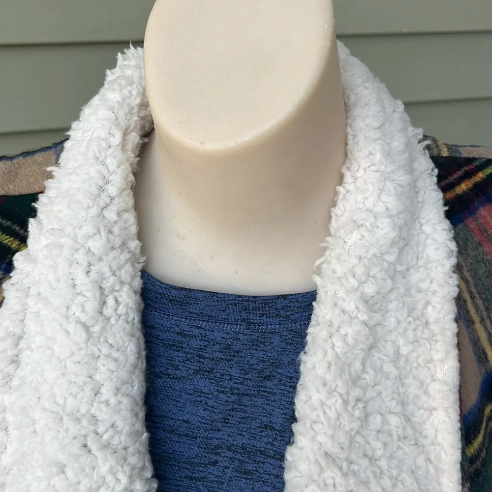 Like new Maurices plaid vest - Picture 2 of 13